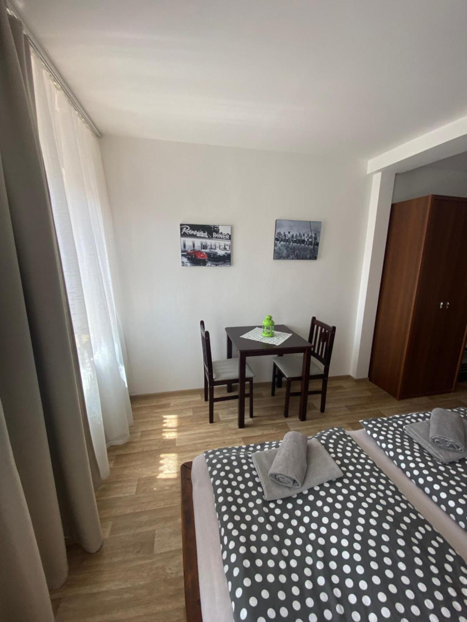 Lipno Wave Hotel แชร์นาฟ โปชูมาวี ภายนอก รูปภาพ